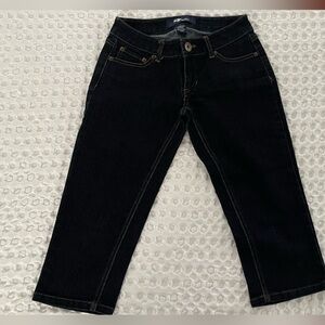 Women’s capri pants